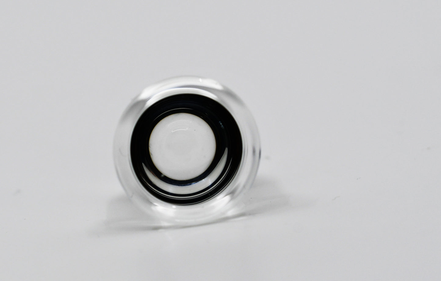 Single flare glass plugs